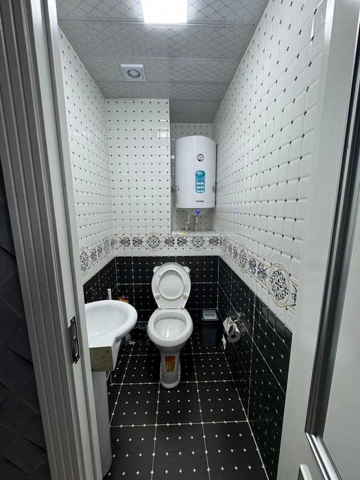 Сдается 3х комнатная квартира на 6 этаже в районе крытый рынок