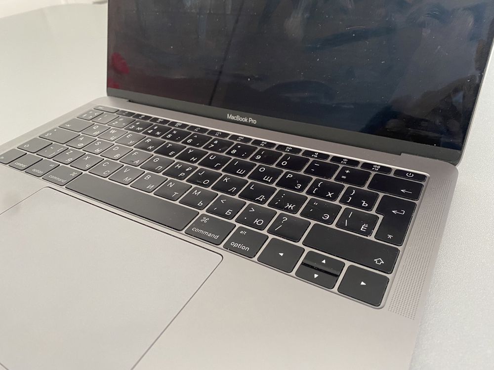 Продам Macbook Pro 13*