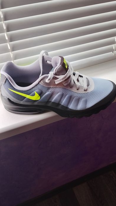 Оригинални маратонки Nike