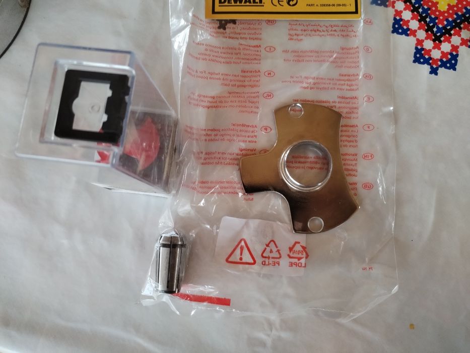 Freza lemn dewalt dw625e