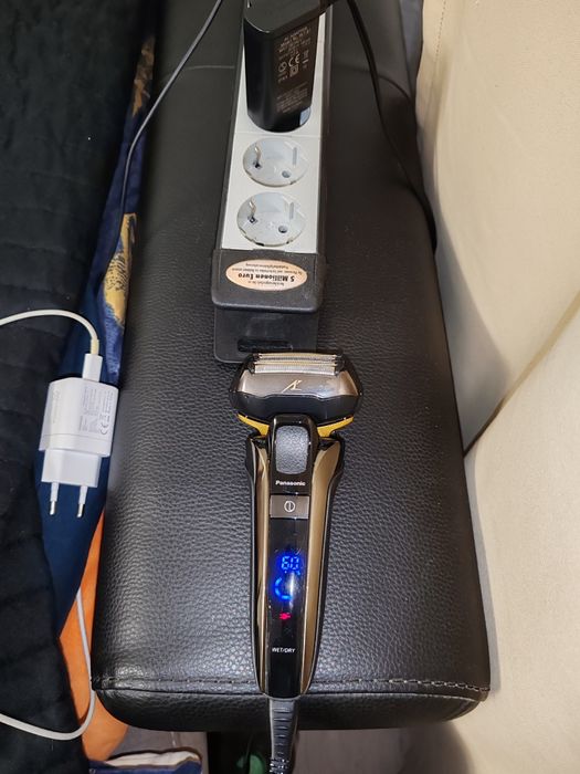 Aparat bărbierit Panasonic E S LV6 KPU 803 nic ESLV 6 KU 803  și radio