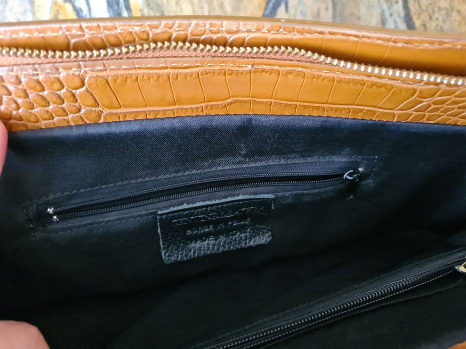 Кафява бизнес чанта естествена кожа