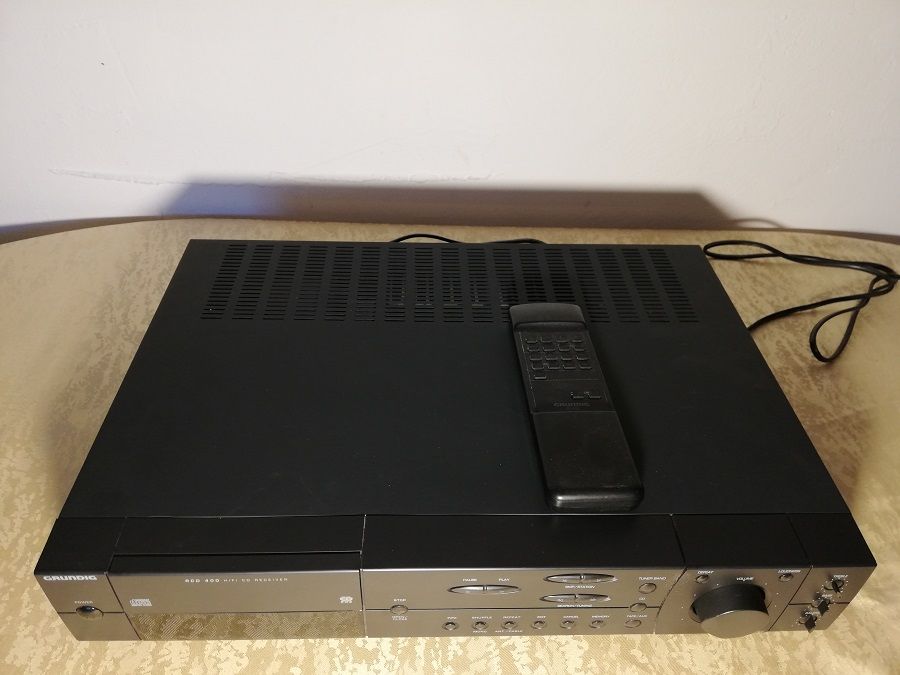 Amplificator/Tuner + CD Player GRUNDIG RCD400 - Rar/Impecabil
