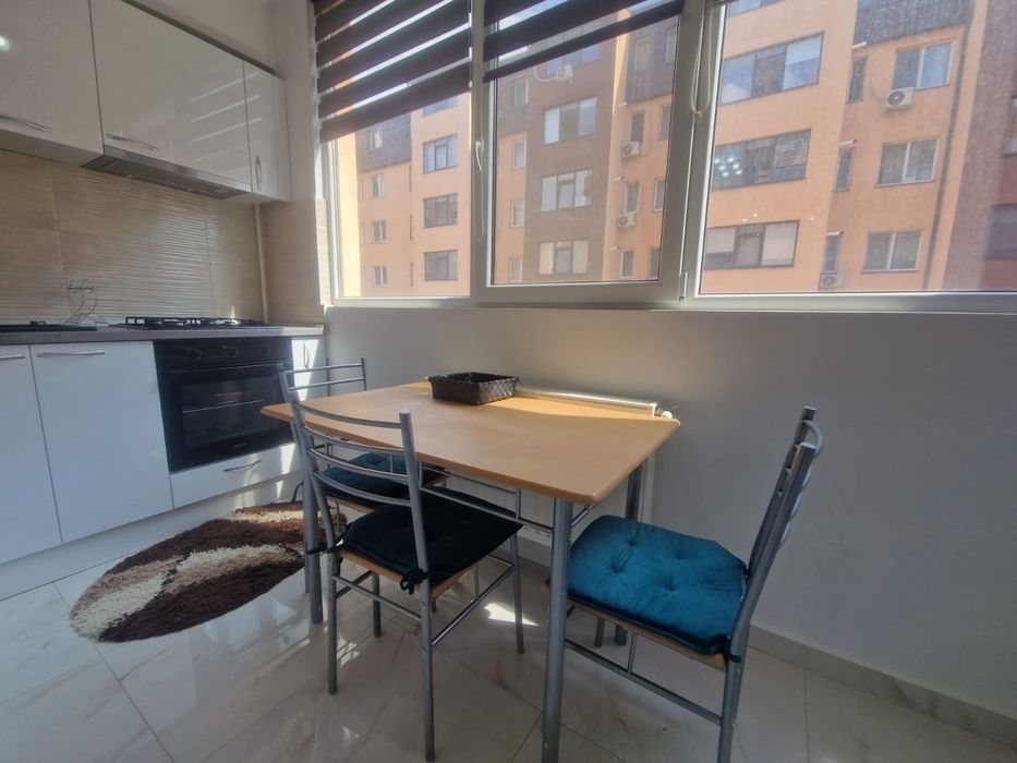 Inchiriez garsoniera Militari Residence