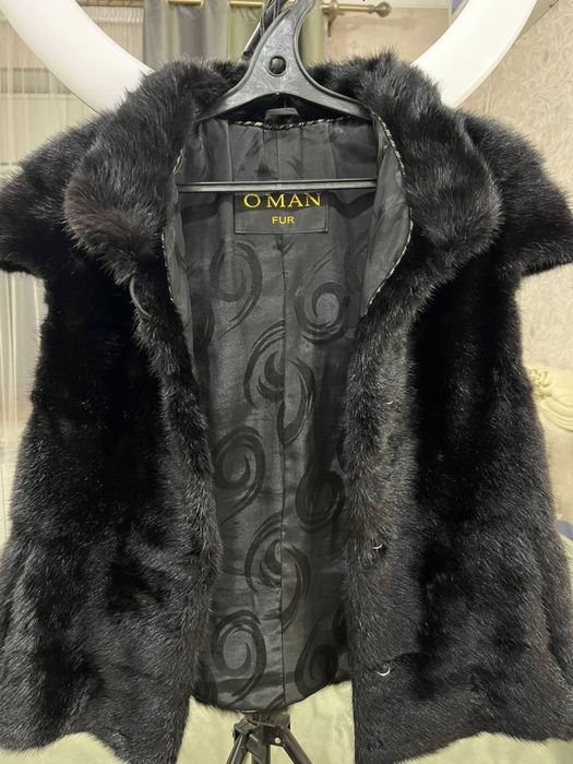 Меховая жилетка OMAN FUR
