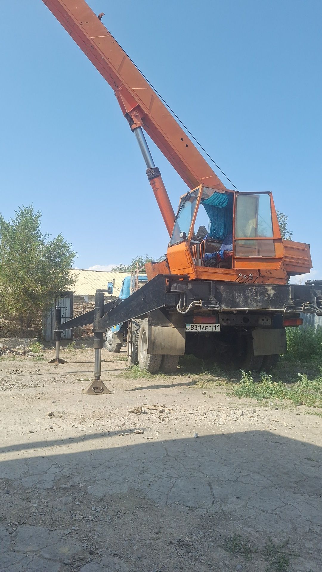 Кран зил сатылады