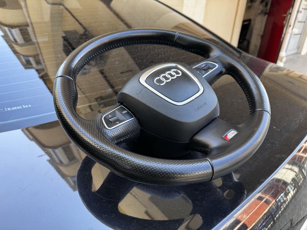 Волан Audi A3 A4 A5 A6 A8 Q5 Q7 мултифункционален с airbag