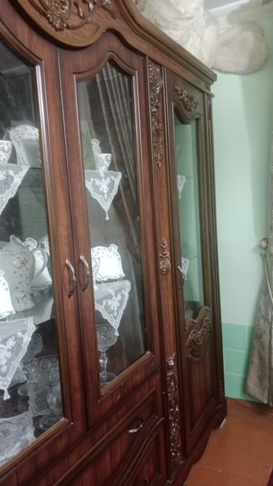 Mebel sotiladi xolati zor