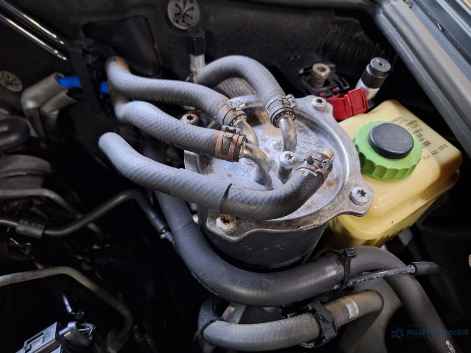Carcasa filtru combustibil VOLKSWAGEN TOUAREG 7LA, 7L6, 7L7 2002 - 2013 V6 TDI BKS, CATA