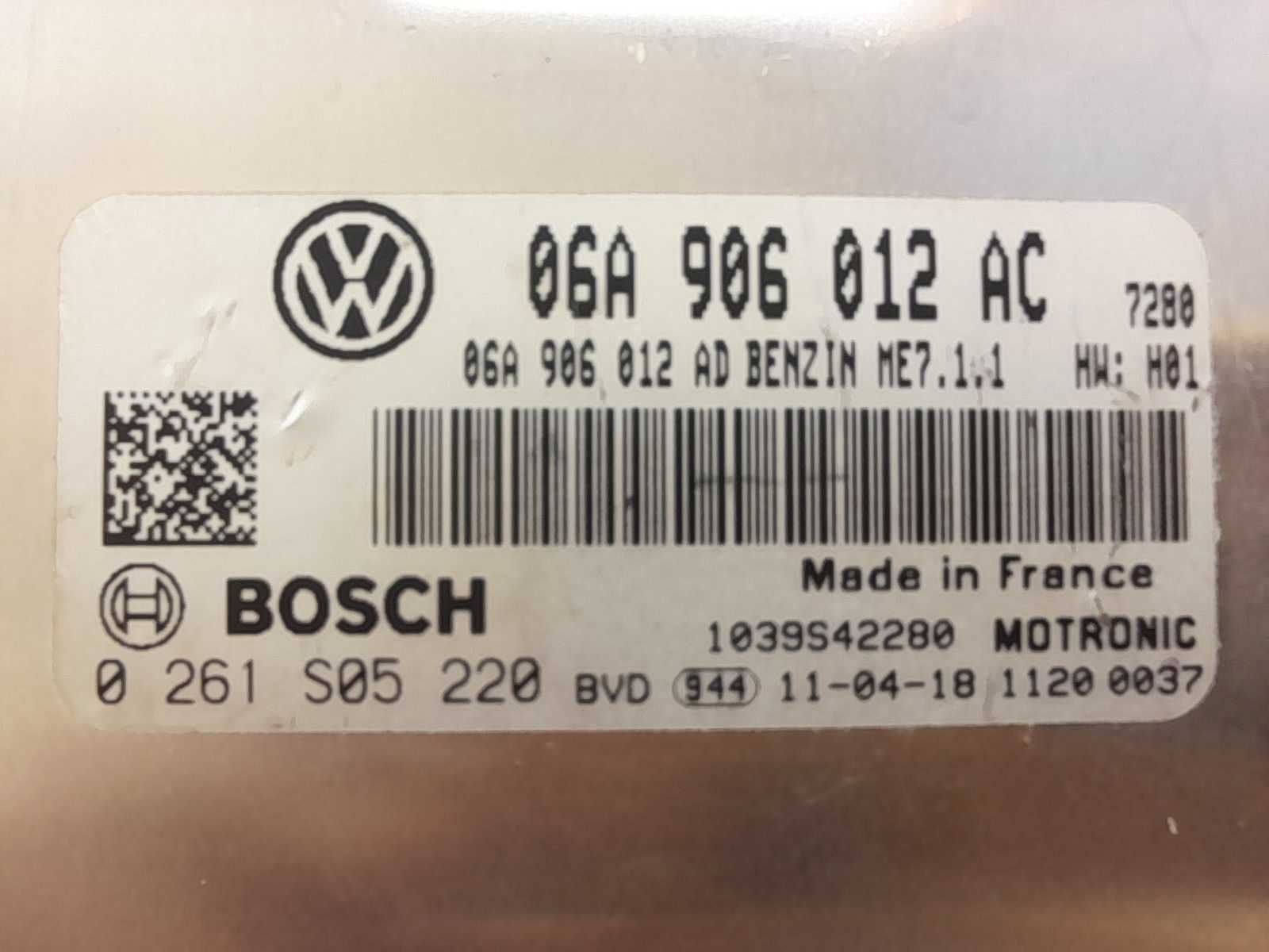 Компютър за VW T5 2,0L 11,04,2018г. от Bosch 06A 906 012 AC