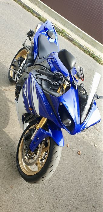 Yamaha R1 rn22/Bigbang/crossplane