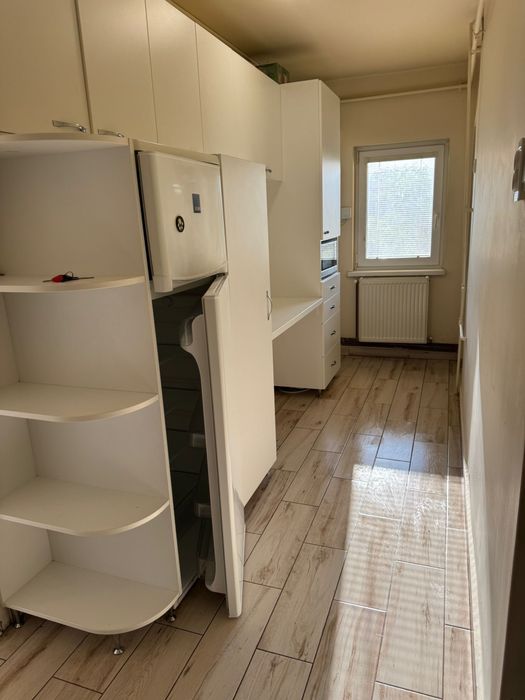 Vand apartament cu o camera