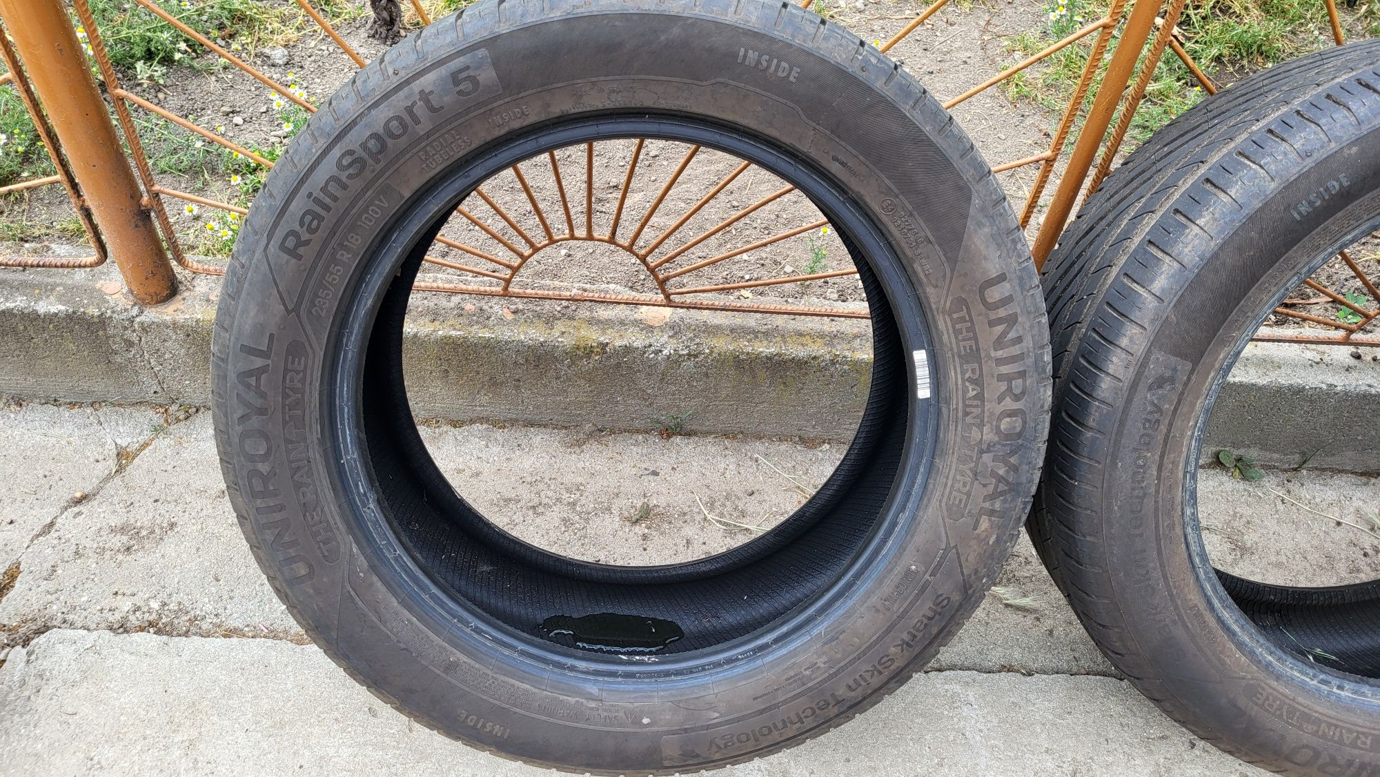 Anvelope de vara 225 55 r18 V100