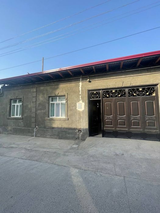 Uy #Sotiladi ozimmiki. 5.3 sotix. 3 ta xona + hol + oshxona.