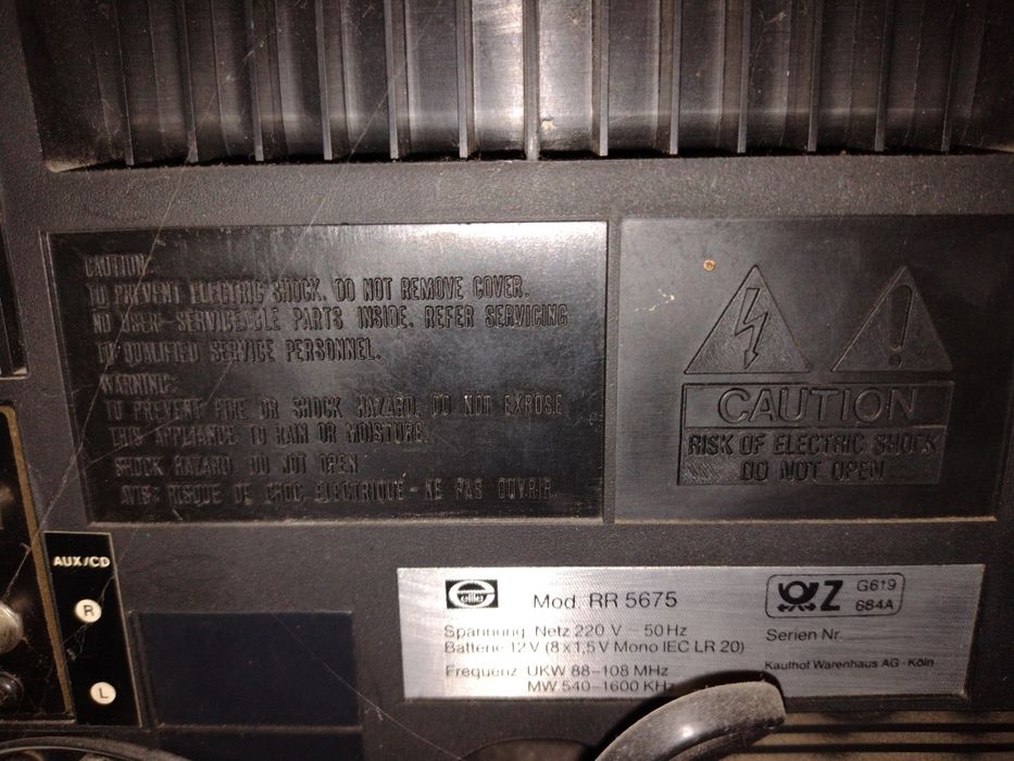 Radio Casetofon Surround cu Boxe din Lemn (Anii '70-'80) vechi/vintage