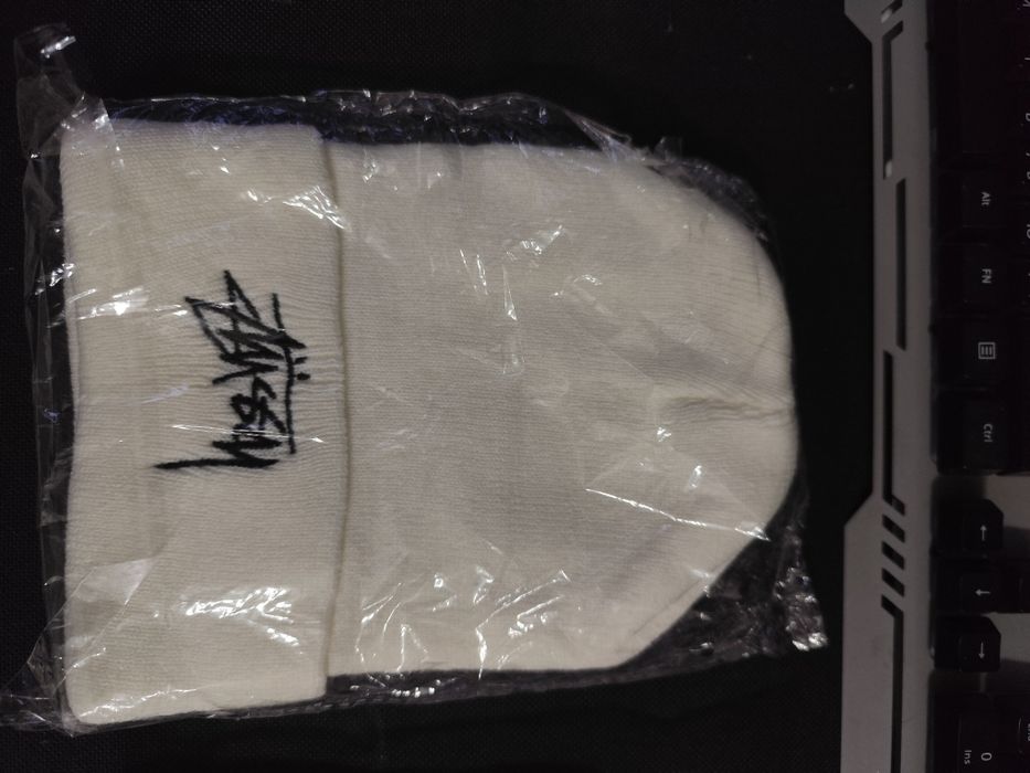 Шапки Stussy, Mea Culpa