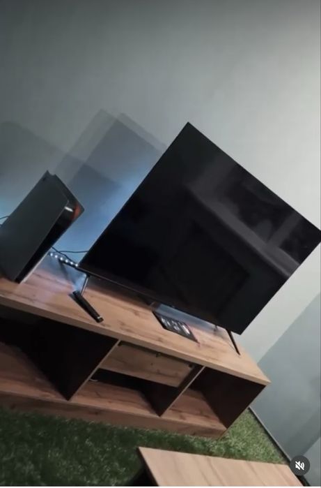 Диван,тумба, парта