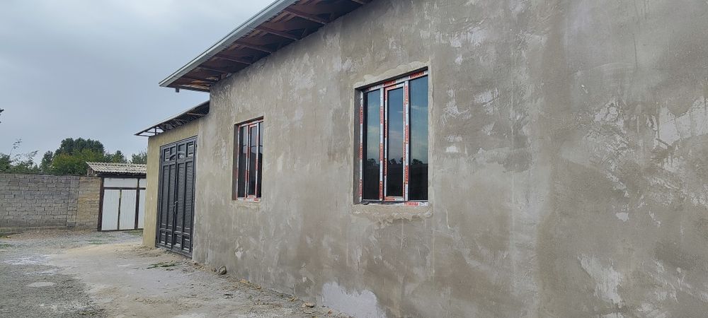 Uchastka Kottej sotiladi 2.2 sotix