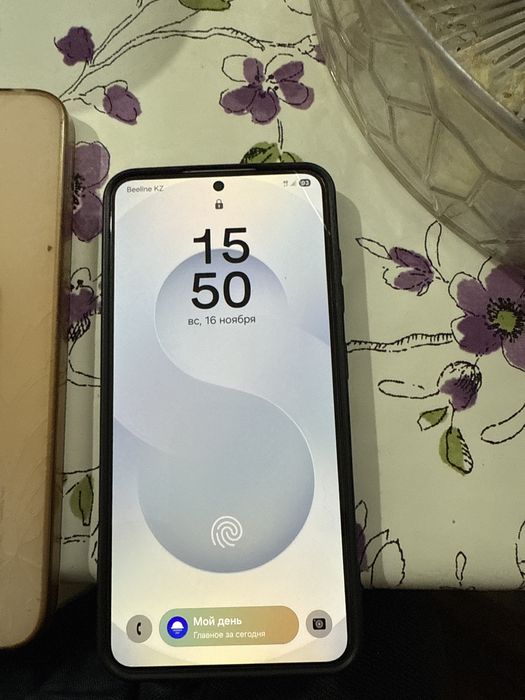 Продам Самсунг s25