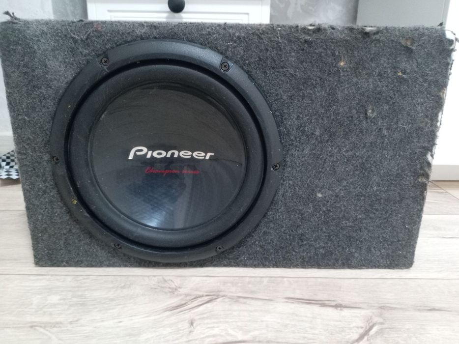 Продам Сабвуфер..