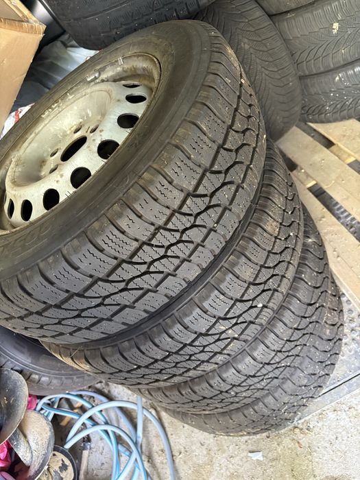 Jante 205/65/16c de Sprinter.