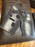 Дънки Dsquared2 в топ състояние!
