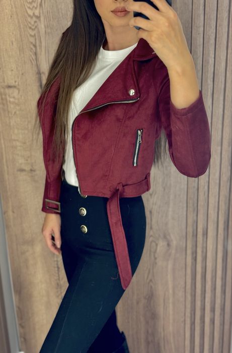 Дамско яке в цвят бордо