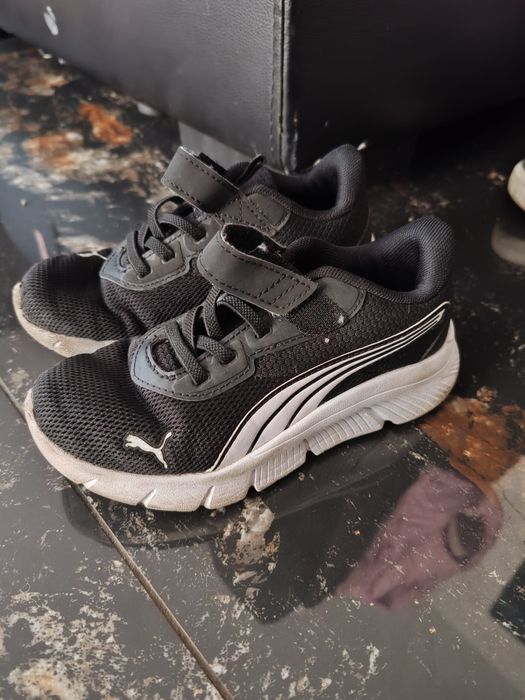 Adidași Puma, marime 31