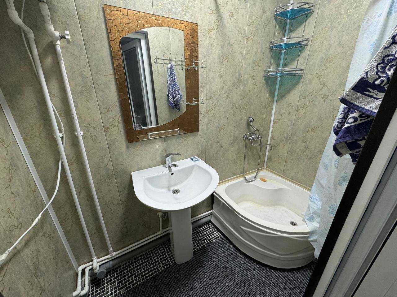 Сдаётся 2х квартира на 2 этаж орр КРЫТЫЙ
