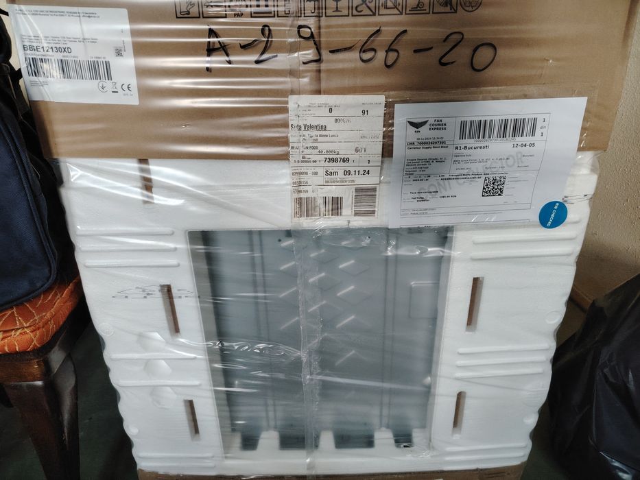 Cuptor electric +plita gaz Beko,sigilate in garantie