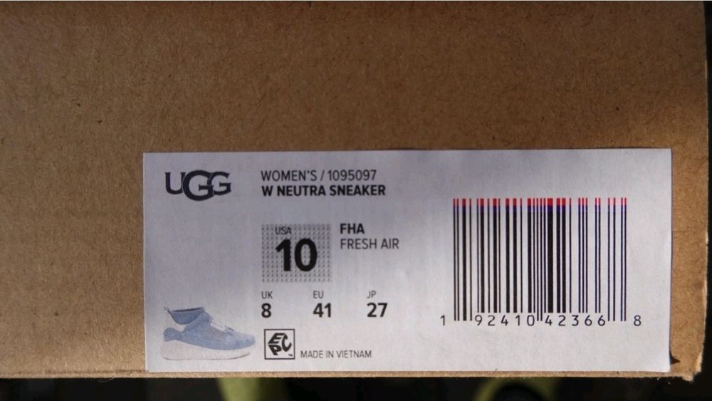 Noi! Pantofi Sport Slip-On UGG - Mărimea 41 - Culoare deosebită