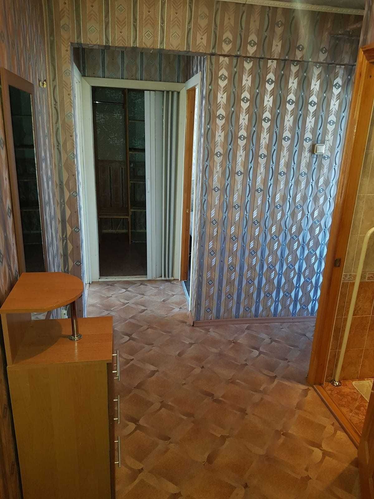 Продам 2-Х комнатную, благоустроенную квартиру. Р-н Электротовары.