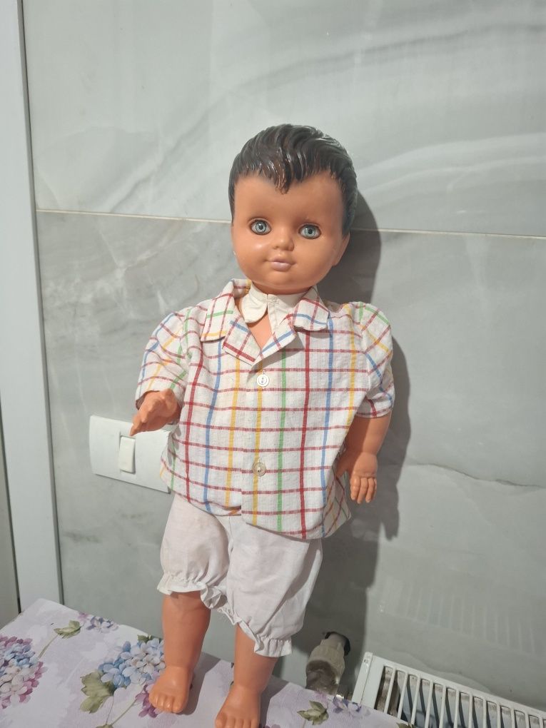 Papusa celuloid veche anii 1940-1950 băietel 52 cm