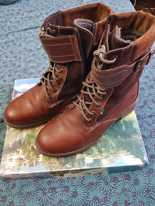 Ghete din piele naturală