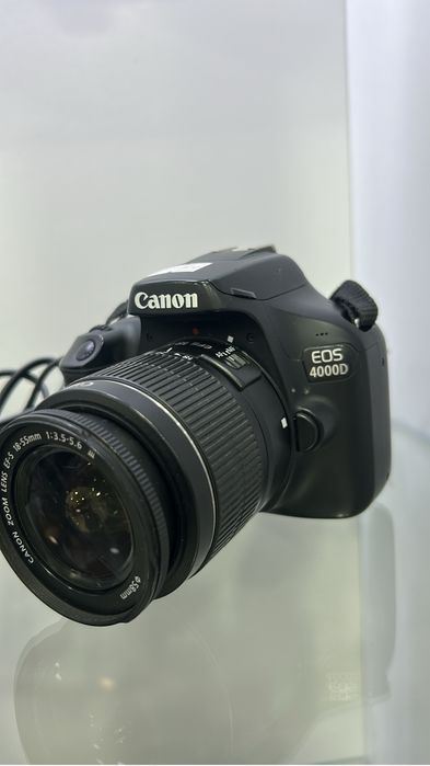 Фотоапарат Canon 4000D