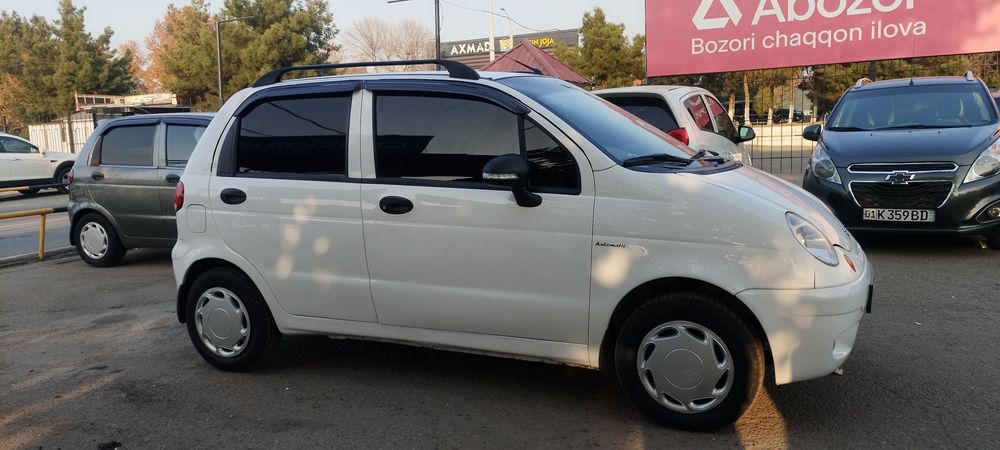 2009 avtamat 158000 km benzin holati ideal