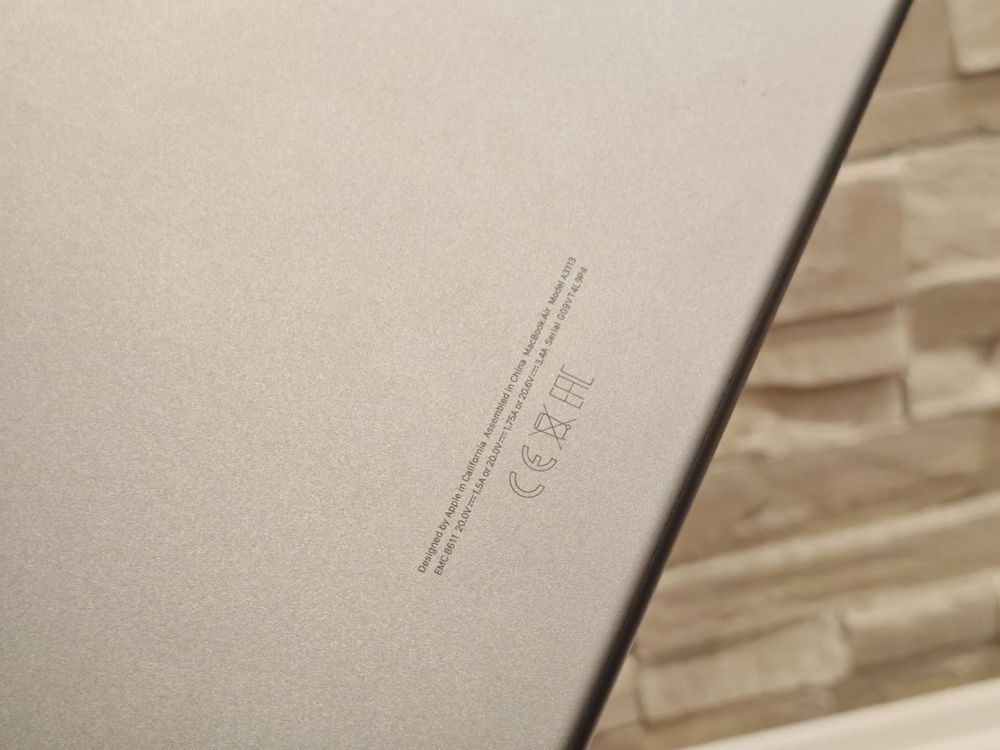 НОВ MacBook Air 13,6” M3 256GB SSD 8GB RAM 24м. ГАРАНЦИЯ
