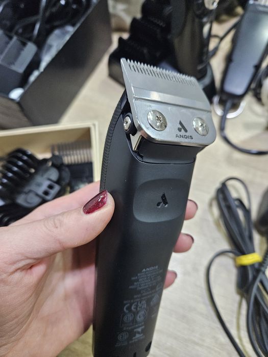 Професионална машинка за подстригване