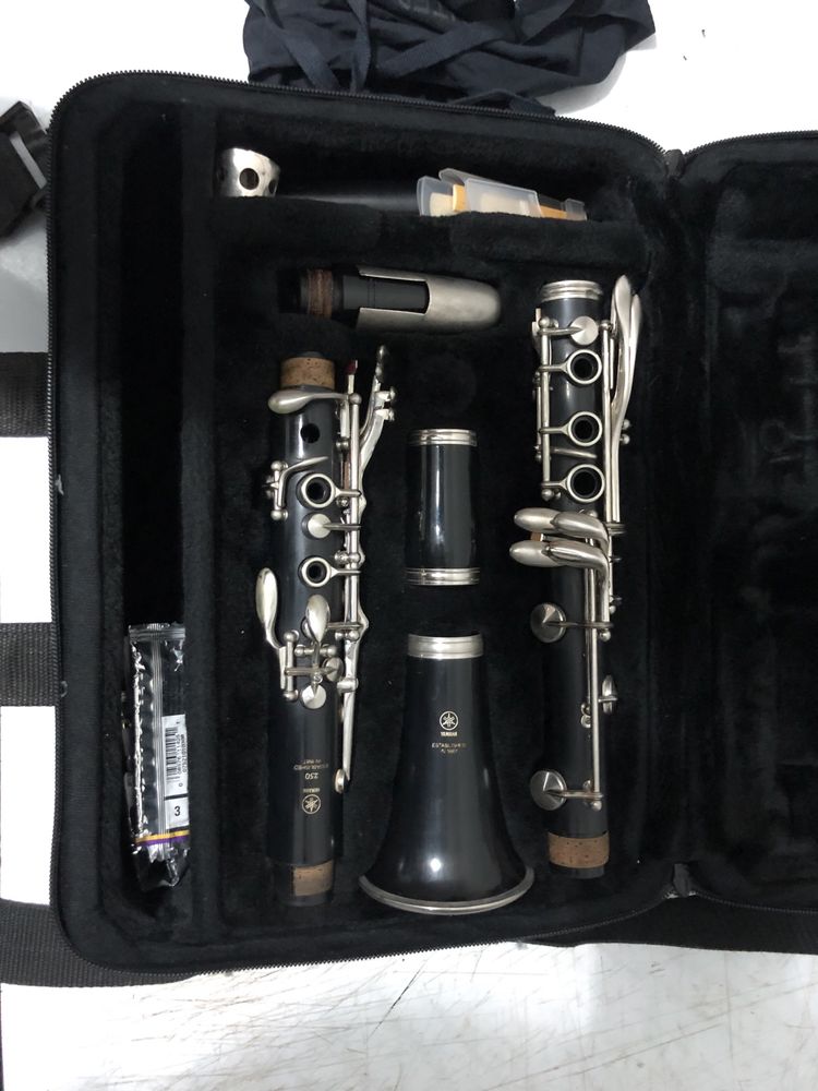 Clarinet  Yamaha E250