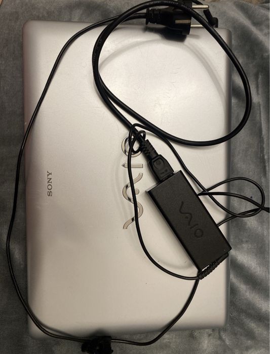 Продается ноутбук sony