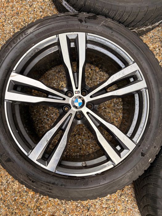 Jante BMW cu cauciucuri de iarna