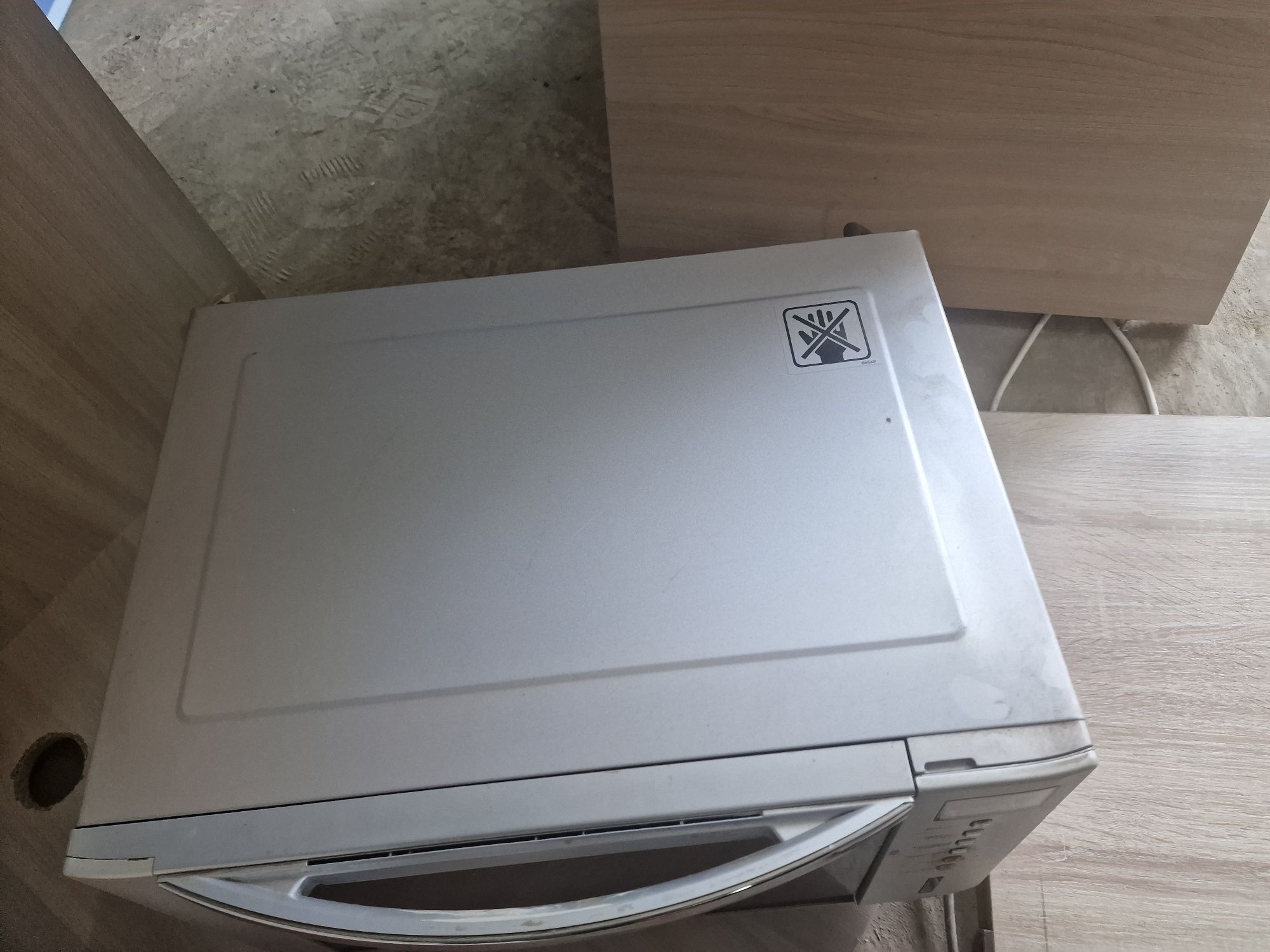 Продаю микроволновку Панасоник