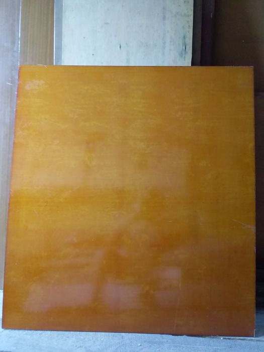 Продам пластиковый лист толщина 3 мм