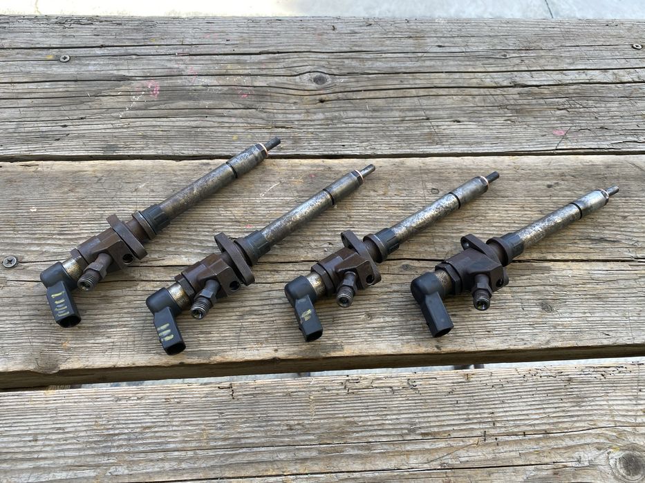 Injectoare ford  mondeo , c max  2.0 tdci