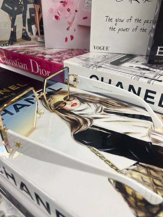 Дамски слънчеви очила