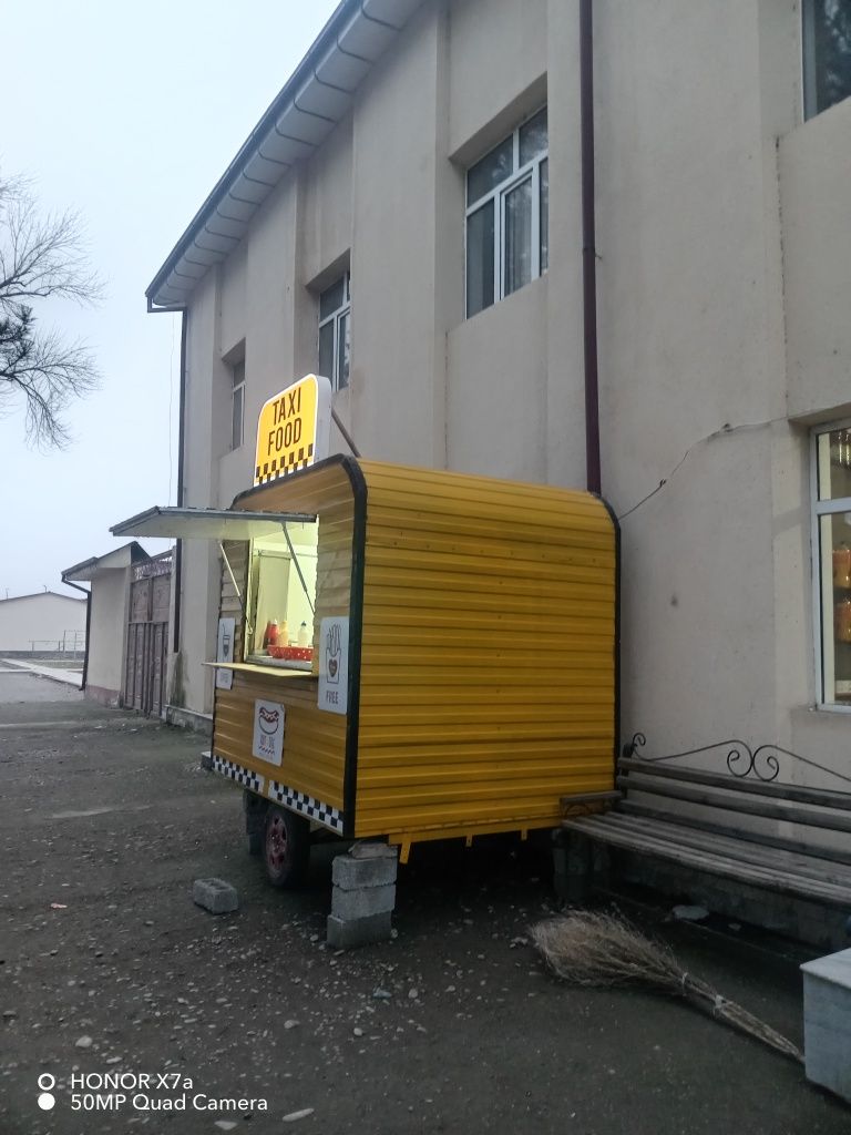 Foodtracktaxifud