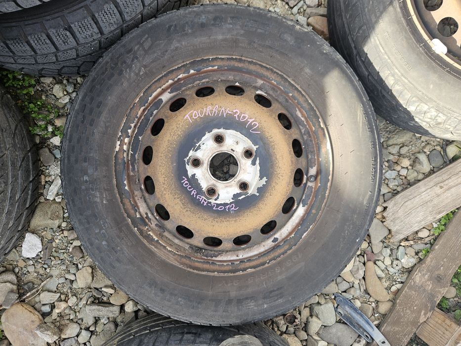 jante 15 volkswagen touran 2012