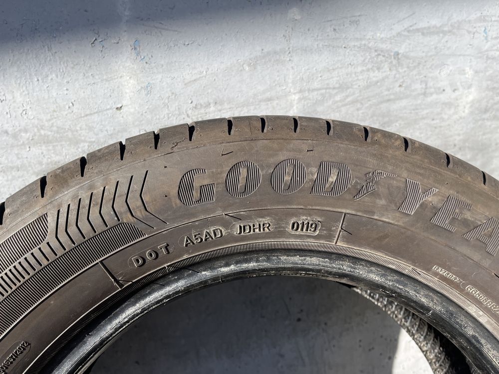 2 бр. летни гуми 185/65/15 GoodYear  5,5 mm DOT 0119