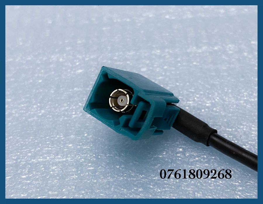 Adaptor antena radio 2 la 1 FAKRA pentru VW SKODA RCD330 G plus