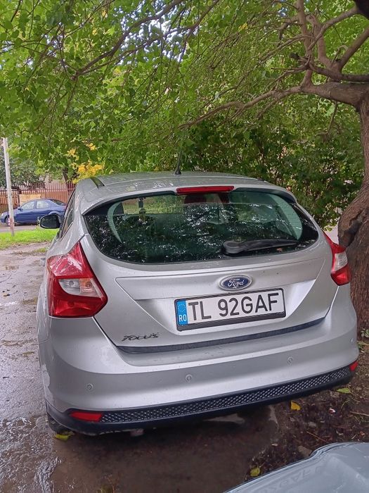 Vind Ford Focus 2012 1.6